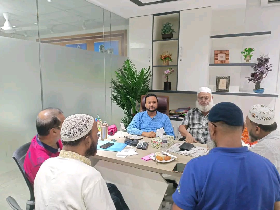 Office Meeting Clients and Managing Director Sir